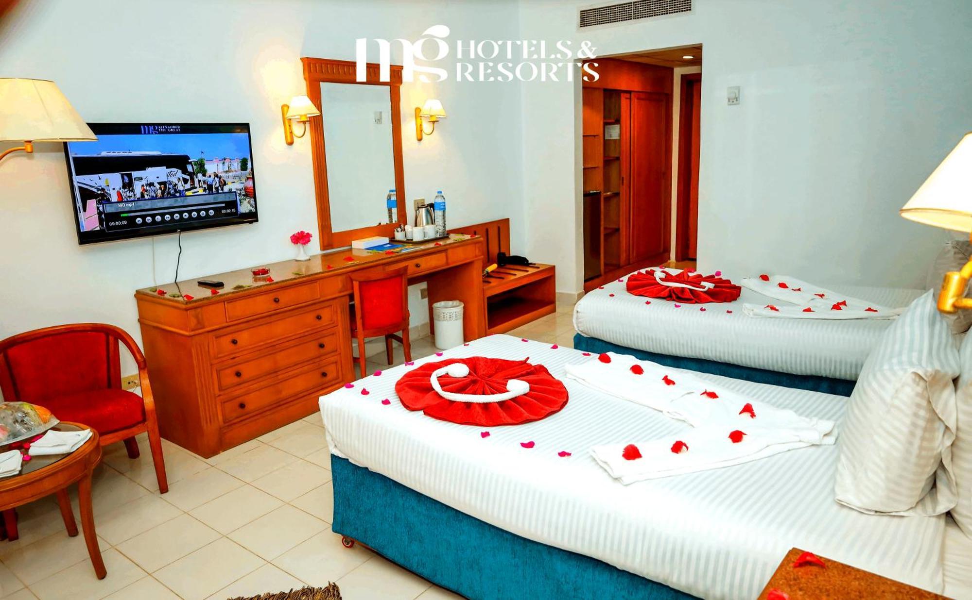 Mg Alexander The Great Hotel Марса-Алам Екстер'єр фото